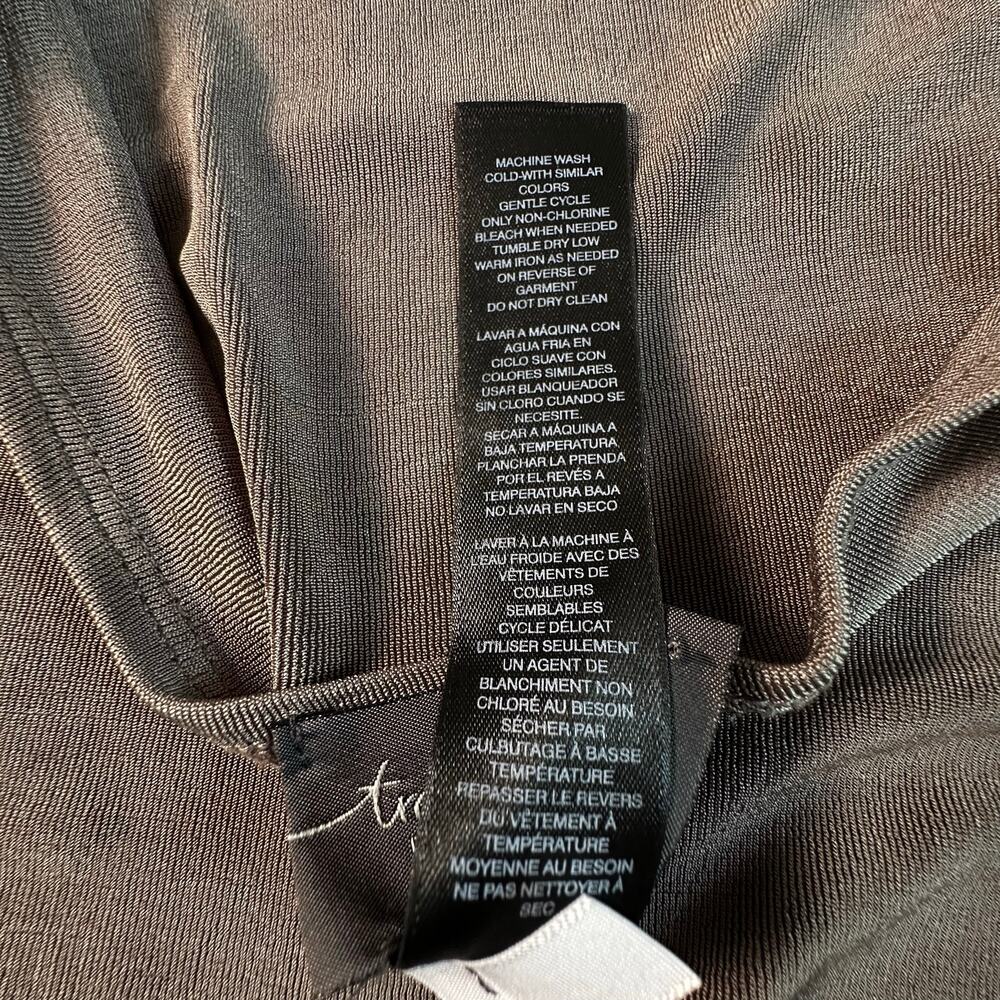 Travelers Chico’s Tunic Top 3 Brown Quiet Luxury Minimalist Lagenlook Satin Hem - Picture 7 of 9